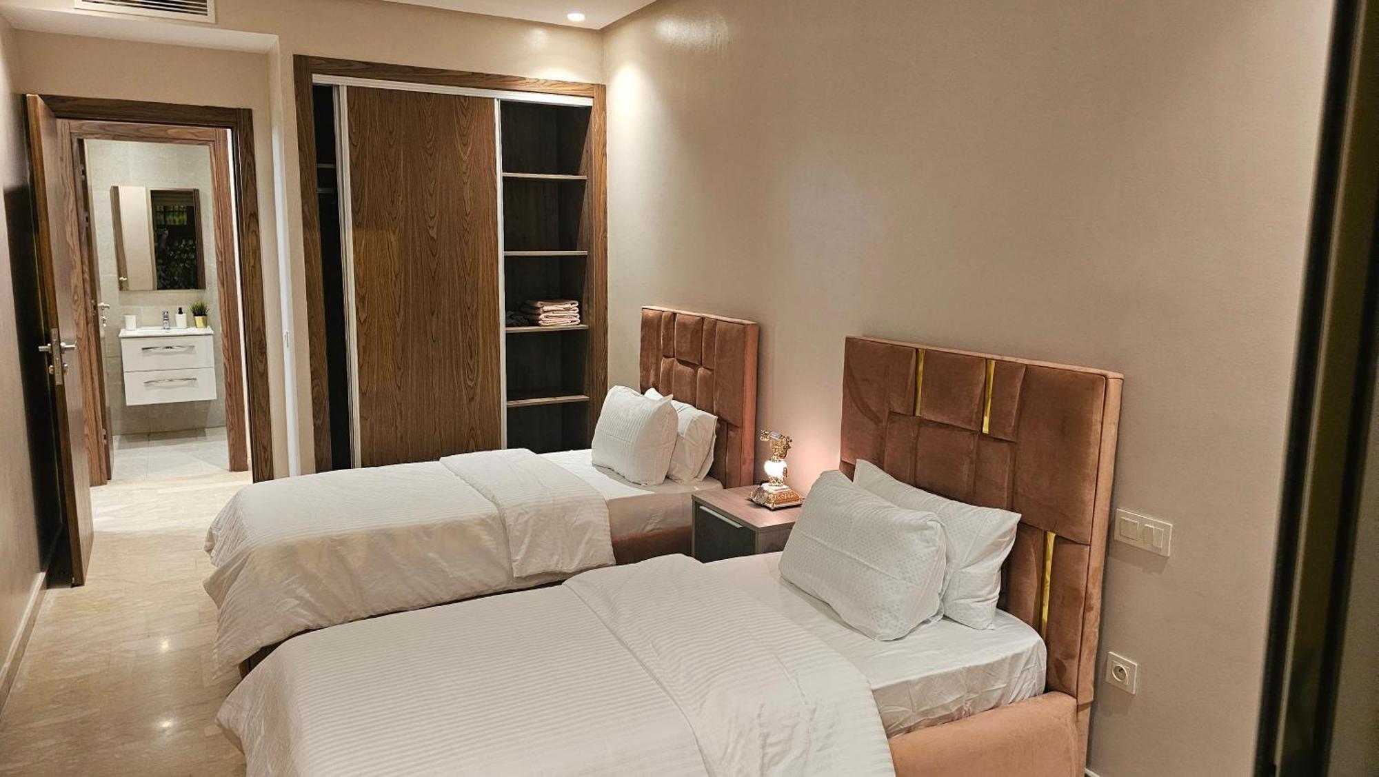 Appartamento Sweet 2 Bedroom, 2 Bath With Dressing & Balcony,