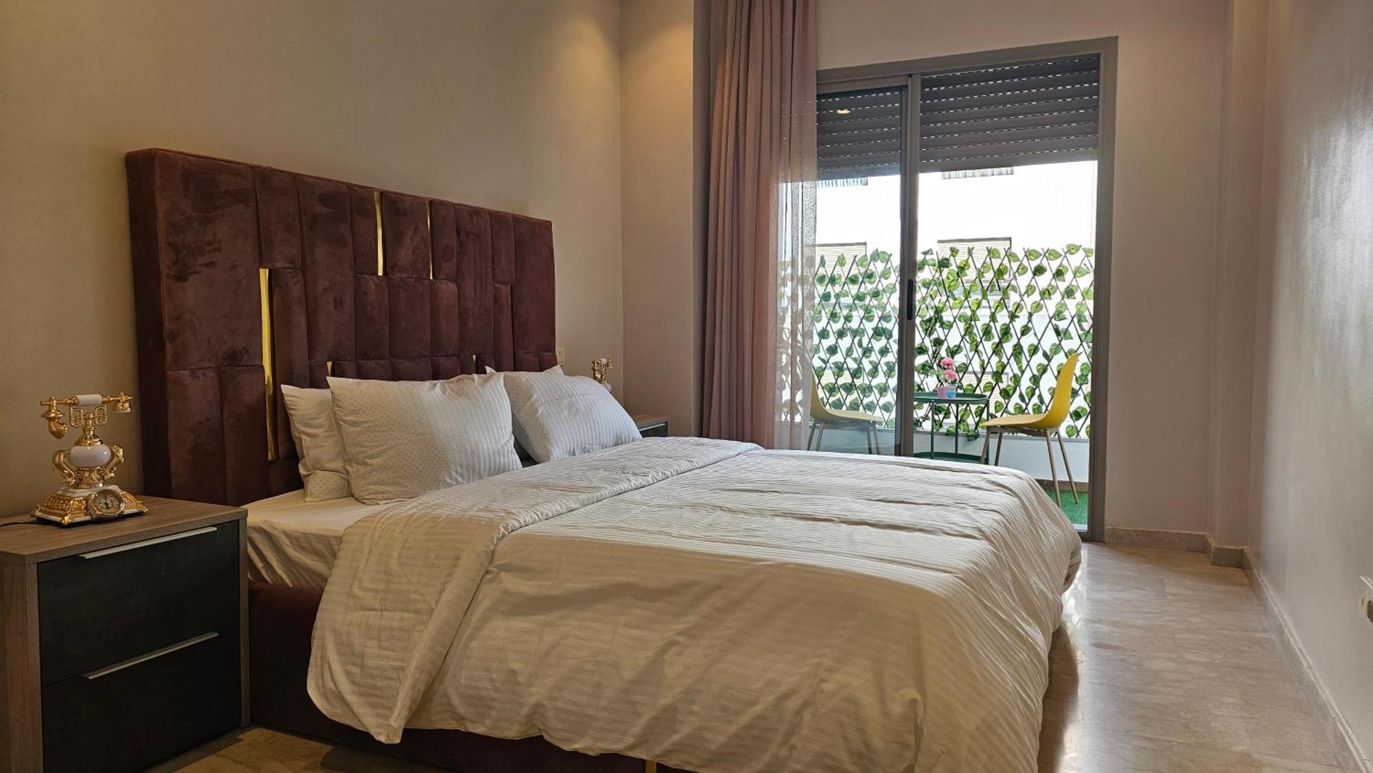 Appartamento Sweet 2 Bedroom, 2 Bath With Dressing & Balcony, *
