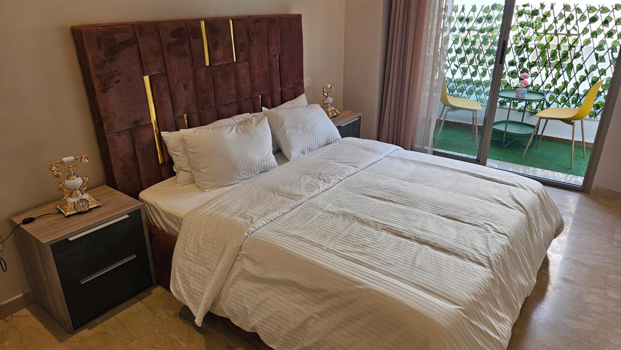 Appartamento Sweet 2 Bedroom, 2 Bath With Dressing & Balcony,
