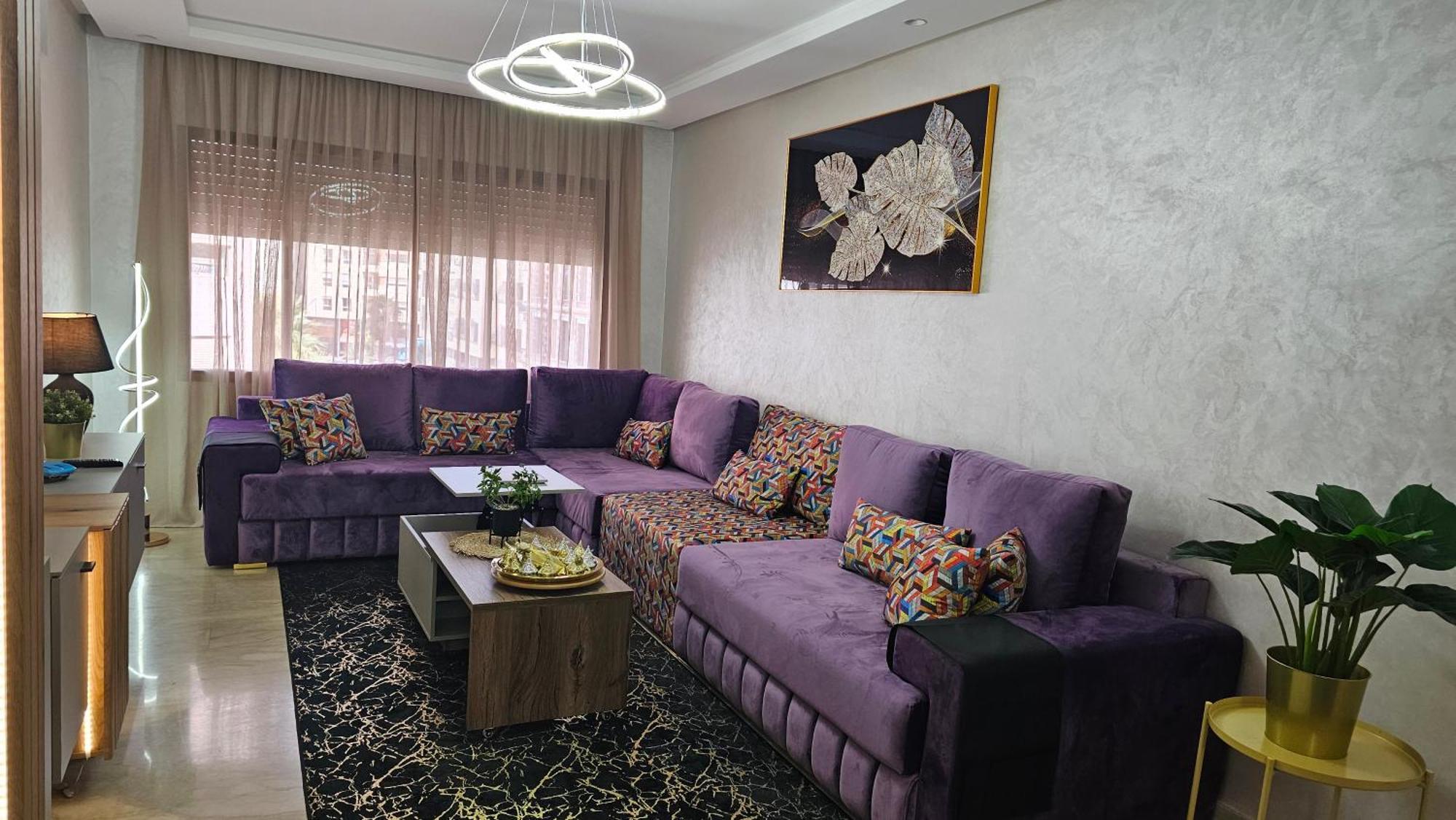 Appartamento Sweet 2 Bedroom, 2 Bath With Dressing & Balcony, Casablanca