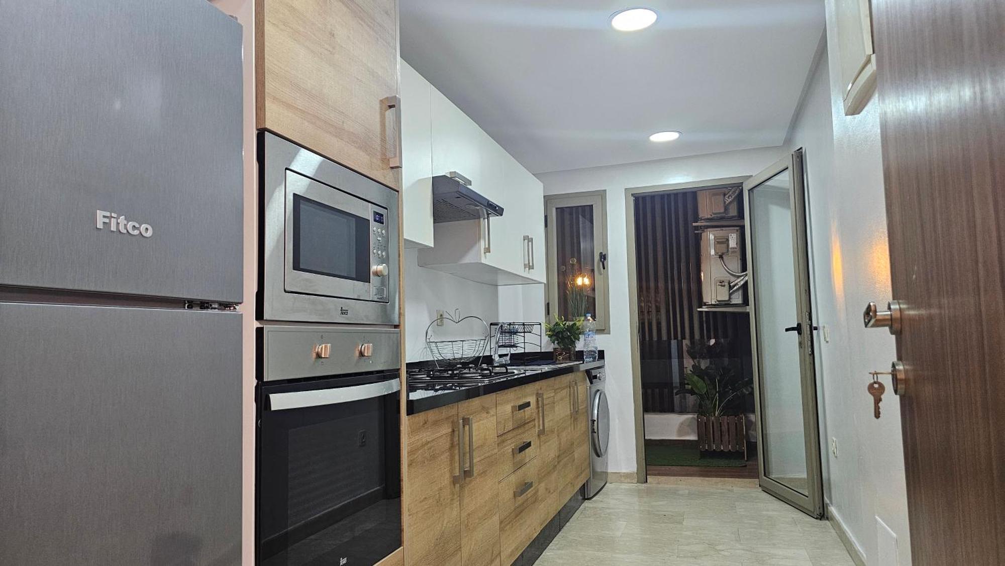 Sweet 2 Bedroom, 2 Bath With Dressing & Balcony,